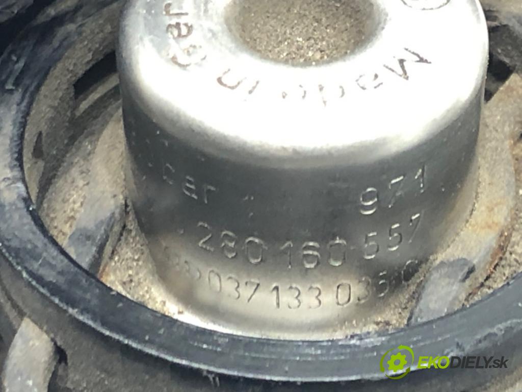 VW GOLF IV (1J1) 1997 - 2008    2.0 85 kW [115 KM] benzyna 1998 - 2004  Lišta vstrekovacia 037133035C (Vstrekovacie lišty)