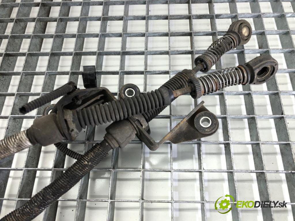 VW GOLF IV (1J1) 1997 - 2008    2.0 85 kW [115 KM] benzyna 1998 - 2004  Kulisa  (Rýchlostné páky / kulisy)