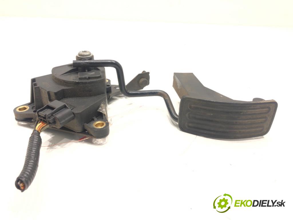 NISSAN QASHQAI / QASHQAI +2 I (J10, NJ10, JJ10E) 2006 - 2014    2.0 104 kW [141 KM] benzyna 2007 - 2013  Potenciometer plynu  (Pedále)