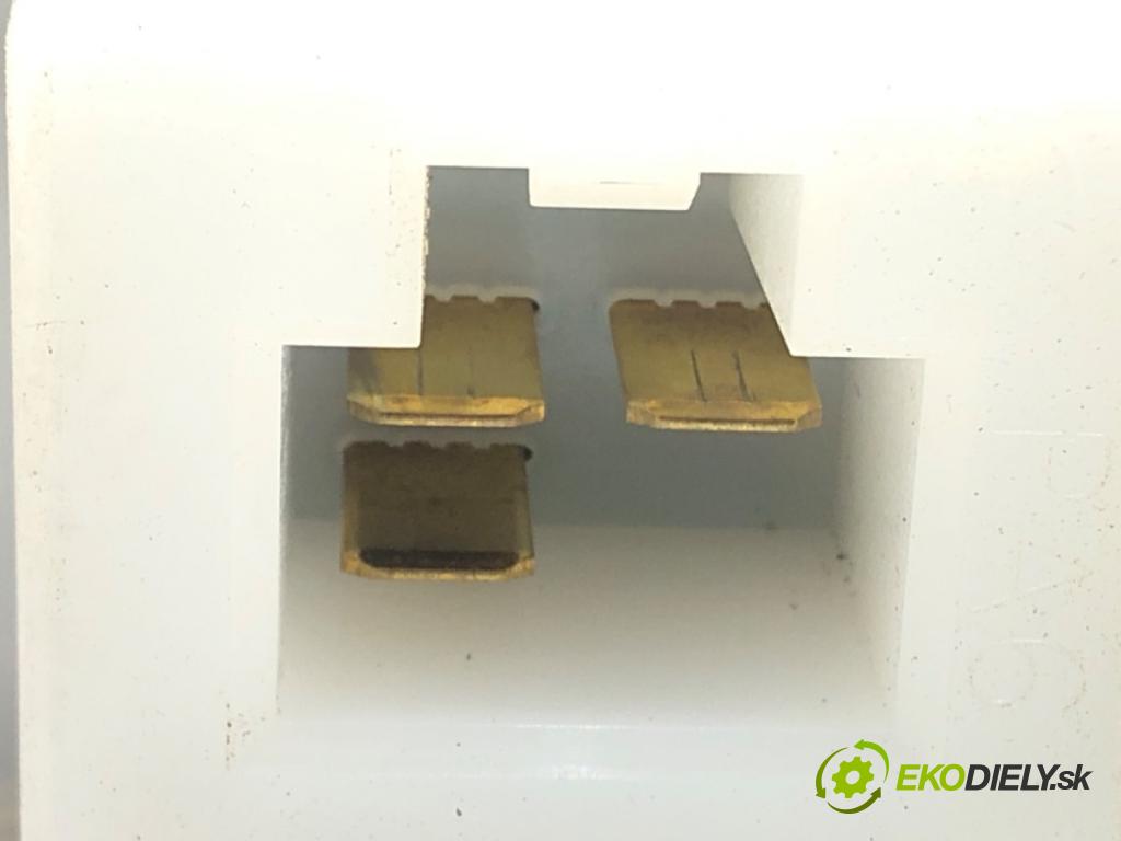 NISSAN QASHQAI / QASHQAI +2 I (J10, NJ10, JJ10E) 2006 - 2014    2.0 104 kW [141 KM] benzyna 2007 - 2013  odpor rezistor topení vzduchu  (Odpory topení)