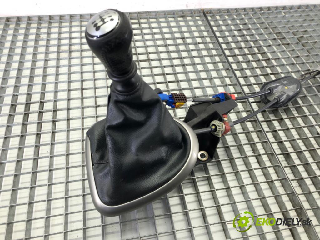 NISSAN QASHQAI / QASHQAI +2 I (J10, NJ10, JJ10E) 2006 - 2014    2.0 104 kW [141 KM] benzyna 2007 - 2013  Kulisa  (Rýchlostné páky / kulisy)