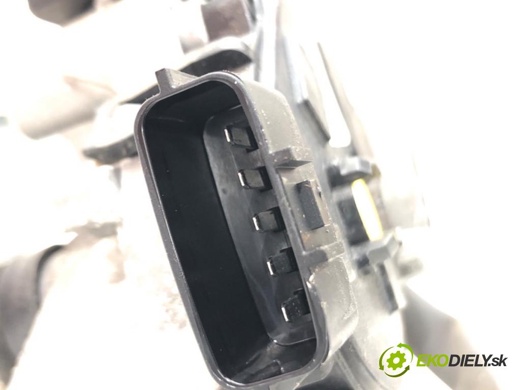 DACIA DUSTER (HM_) 2017 - 2022    1.5 dCi 115 (HMAD) 85 kW [116 KM] olej napędowy 2017 - 2022  Mechanizmus stieračov predný W000034506 (Motorčeky stieračov predné)