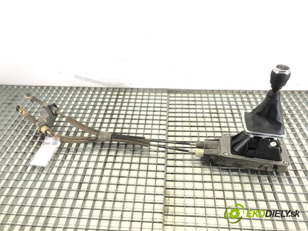 DACIA DUSTER (HM_) 2017 - 2022    1.5 dCi 115 (HMAD) 85 kW [116 KM] olej napędowy 2017 - 2022  Kulisa  (Rýchlostné páky / kulisy)