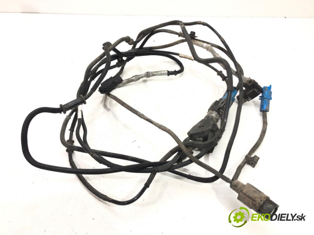 DACIA DUSTER (HM_) 2017 - 2022    1.5 dCi 115 (HMAD) 85 kW [116 KM] olej napędowy 2017 - 2022  Rúrka ADBLUE: 204207617R