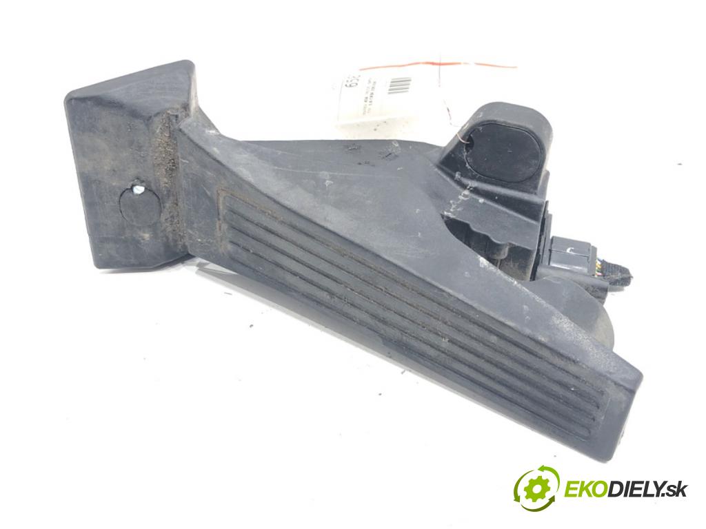 KIA OPTIMA Sportswagon (JF) 2016 - 2022    1.6 CRDi 100 kW [136 KM] olej napędowy 2018 - 2022  Potenciometer plynu  (Pedále)