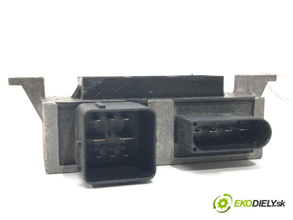 DACIA DUSTER (HM_) 2017 - 2022    1.5 dCi 115 (HMAD) 85 kW [116 KM] olej napędowy 2017 - 2022  relé sviečok žhavenia 271202380R (Relé)