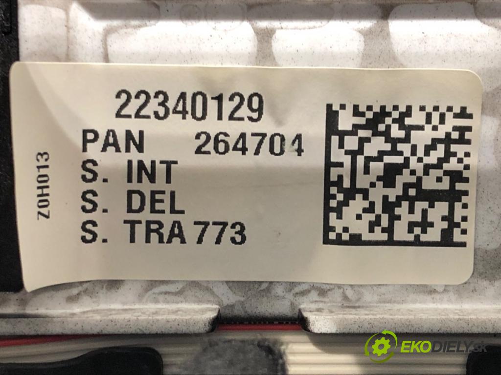 TOYOTA PROACE CITY VERSO nadwozie wielkoprzestrzenne (MPV) 2019 - 2022    1.5 D-4D 130 (BKYMA) 96 kW [131 KM] olej napędowy 2019 - 2022  Dislpej Navigácia 98345773ZD (Prístrojové dosky, displeje)