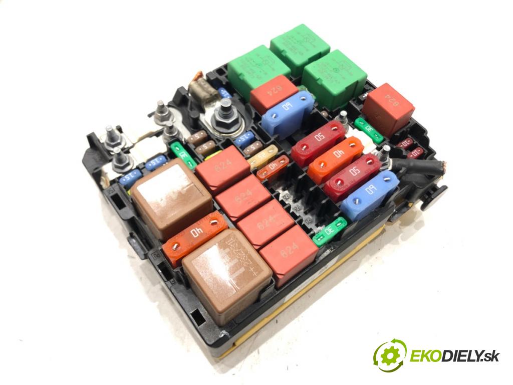 TOYOTA PROACE CITY VERSO nadwozie wielkoprzestrzenne (MPV) 2019 - 2022    1.5 D-4D 130 (BKYMA) 96 kW [131 KM] olej napędowy 2019 - 2022  Modul BSM 9804848580 (Ostatné)