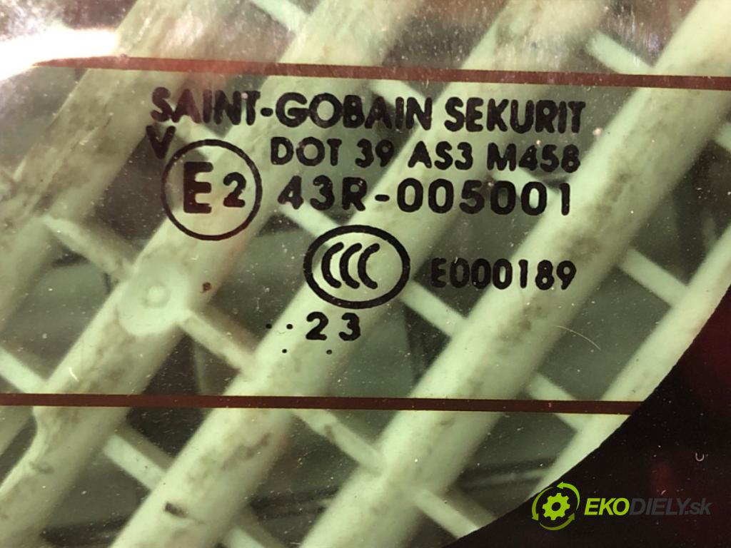 TOYOTA PROACE CITY VERSO nadwozie wielkoprzestrzenne (MPV) 2019 - 2022    1.5 D-4D 130 (BKYMA) 96 kW [131 KM] olej napędowy 2019 - 2022  okno zadní část  (Okna zadní)