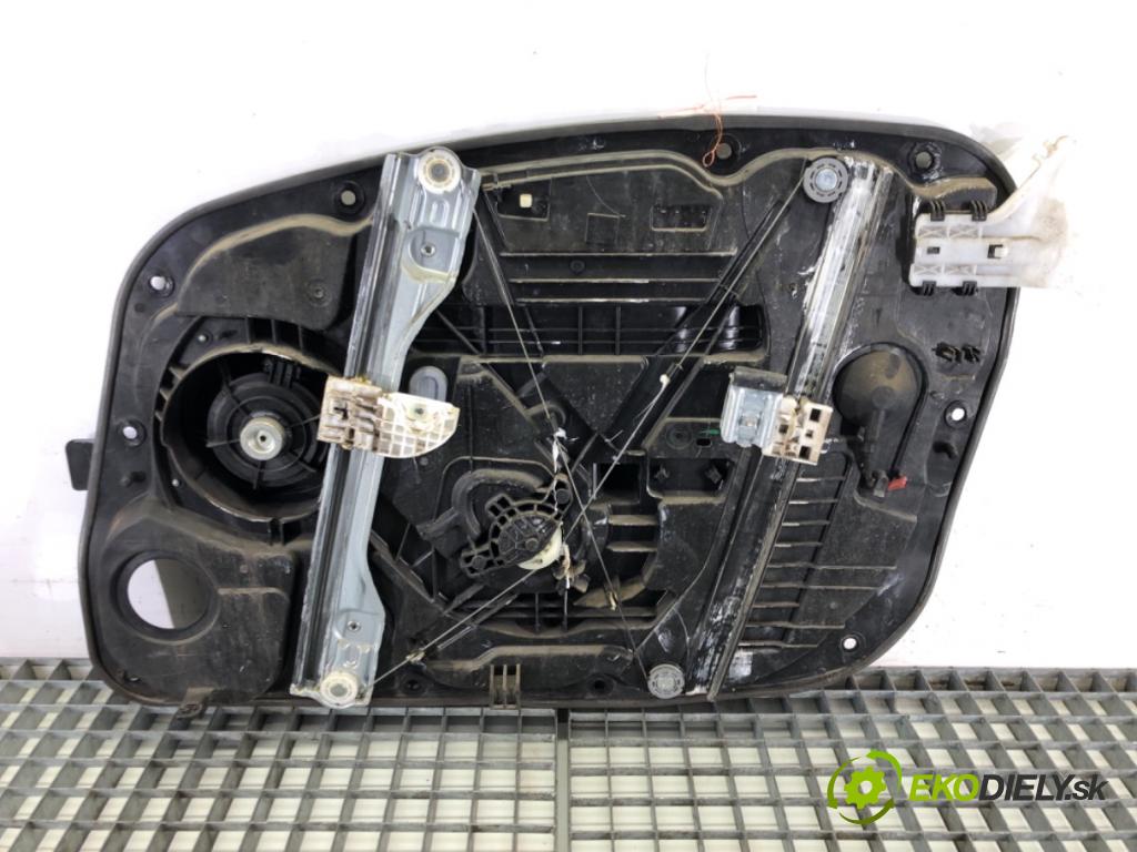 HYUNDAI i30 (GD) 2011 - 2022    1.6 CRDi 94 kW [128 KM] olej napędowy 2011 - 2015  mechanismus okna levý přední část 82470-A6260