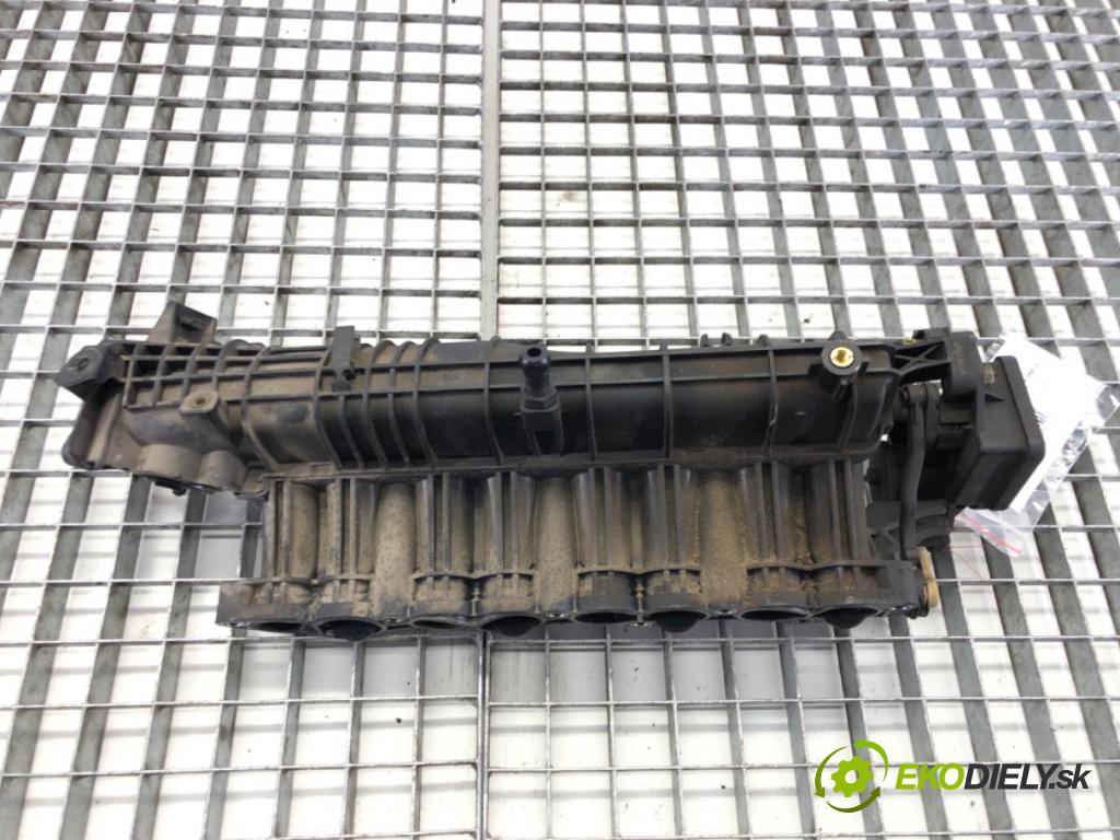 HYUNDAI i30 (GD) 2011 - 2022    1.6 CRDi 94 kW [128 KM] olej napędowy 2011 - 2015  Potrubie sacie, sanie D4FB (Sacie potrubia)