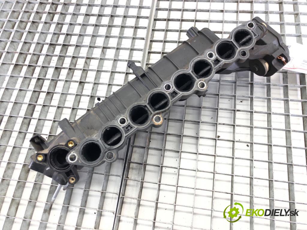 HYUNDAI i30 (GD) 2011 - 2022    1.6 CRDi 94 kW [128 KM] olej napędowy 2011 - 2015  Potrubie sacie, sanie D4FB (Sacie potrubia)