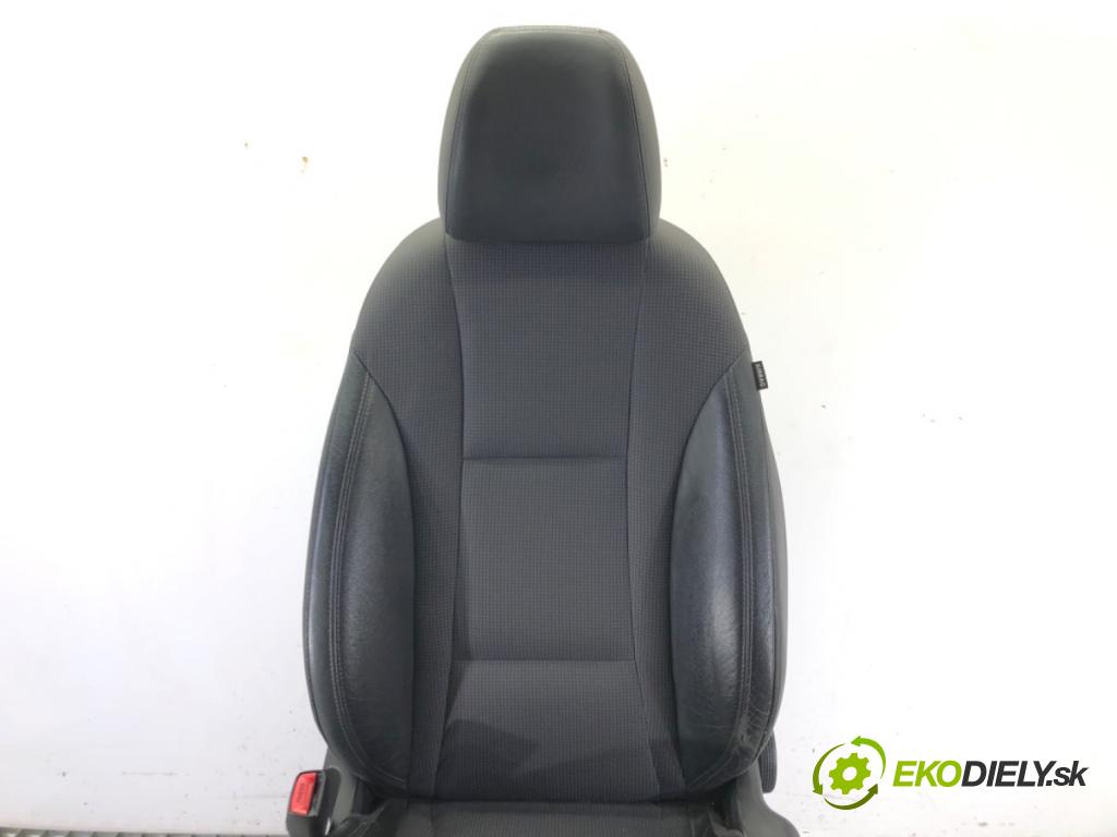 HYUNDAI i30 (GD) 2011 - 2022    1.6 CRDi 94 kW [128 KM] olej napędowy 2011 - 2015  Sedadlo ľavy predný