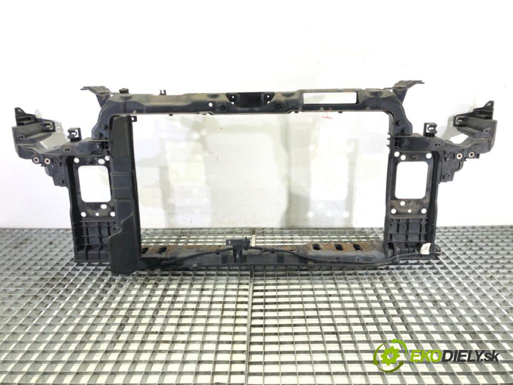 HYUNDAI i30 (GD) 2011 - 2022    1.6 CRDi 94 kW [128 KM] olej napędowy 2011 - 2015  držák přední část  (Výztuhy přední)