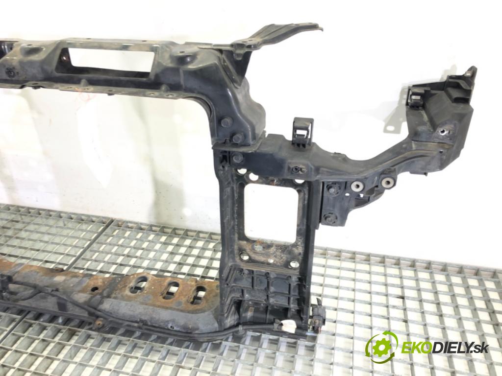 HYUNDAI i30 (GD) 2011 - 2022    1.6 CRDi 94 kW [128 KM] olej napędowy 2011 - 2015  držák přední část  (Výztuhy přední)