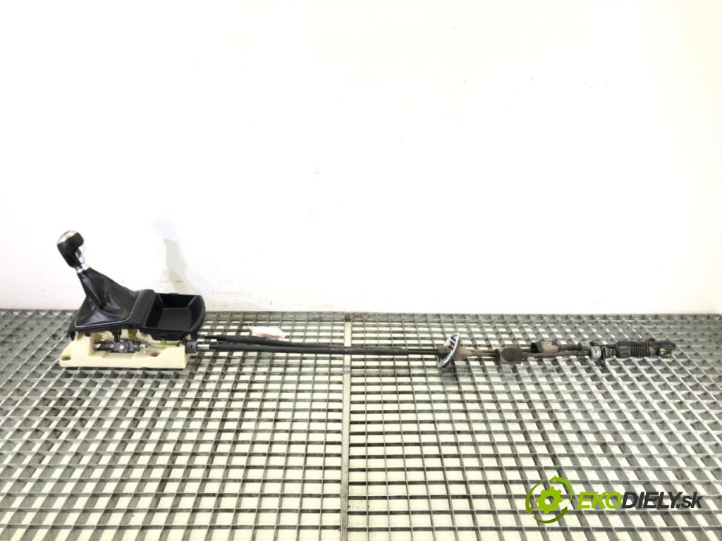 HYUNDAI i30 (GD) 2011 - 2022    1.6 CRDi 94 kW [128 KM] olej napędowy 2011 - 2015  Kulisa 84650A60004X (Rýchlostné páky / kulisy)