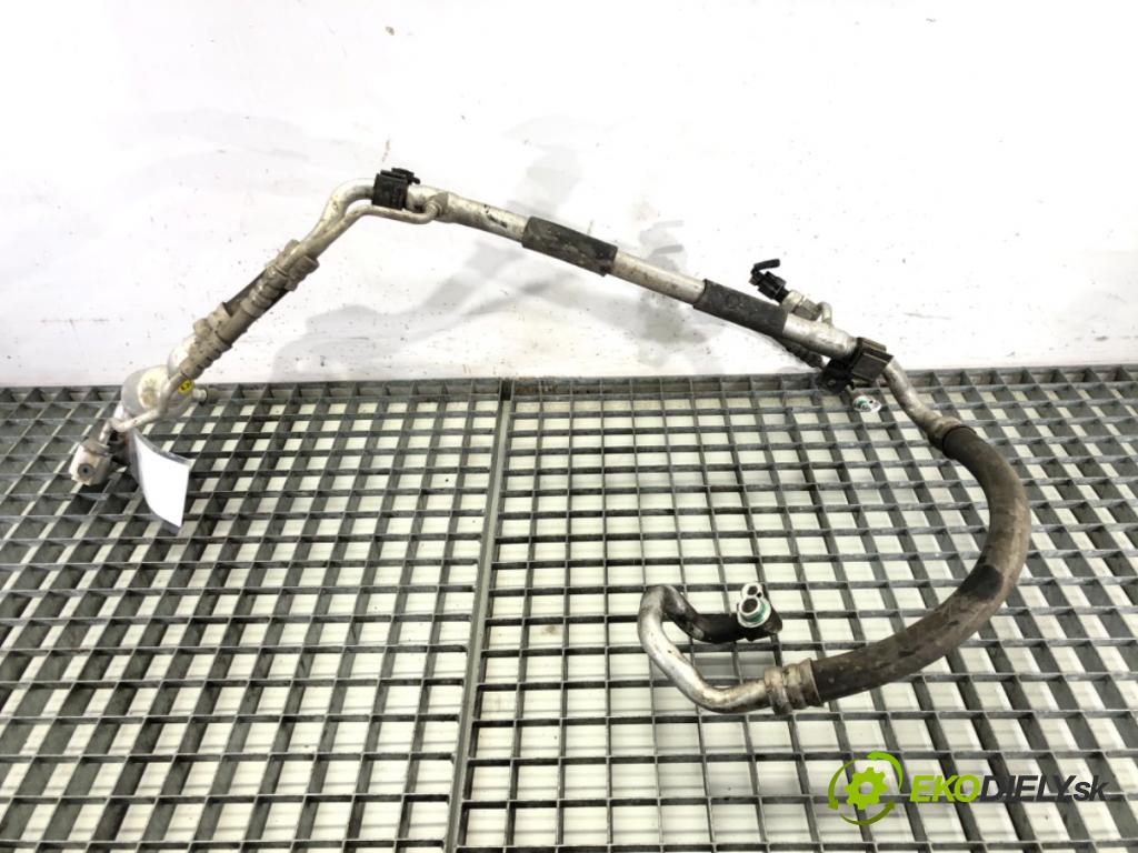 HYUNDAI i30 (GD) 2011 - 2022    1.6 CRDi 94 kW [128 KM] olej napędowy 2011 - 2015  rúrka klimatizácie 97775-A6251 (Rúrky klimatizácie)