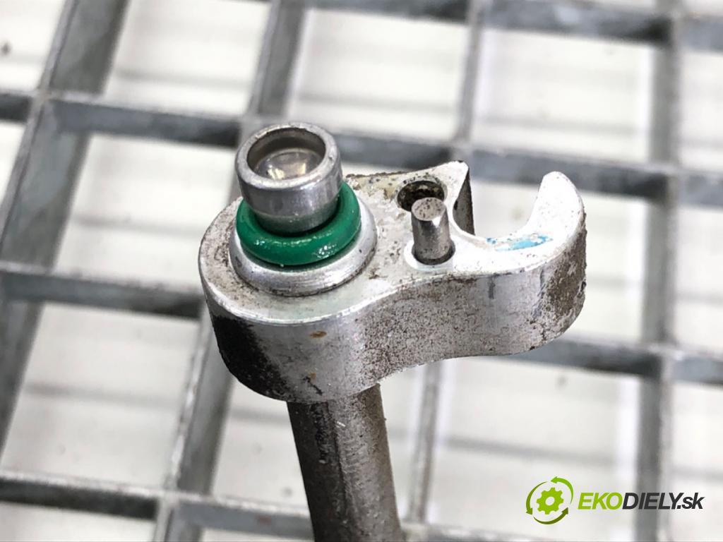 HYUNDAI i30 (GD) 2011 - 2022    1.6 CRDi 94 kW [128 KM] olej napędowy 2011 - 2015  rúrka klimatizácie 97775-A6251 (Rúrky klimatizácie)