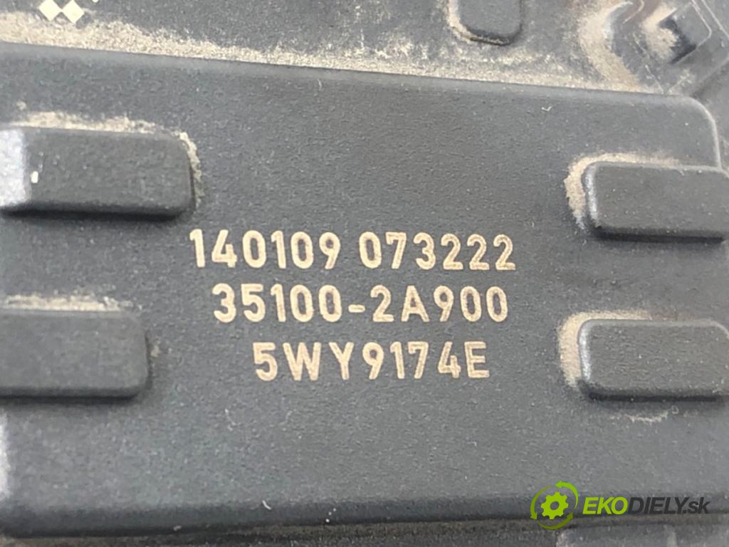 HYUNDAI i30 (GD) 2011 - 2022    1.6 CRDi 94 kW [128 KM] olej napędowy 2011 - 2015  Škrtiaca klapka 35100-2A900 (Škrtiace klapky)