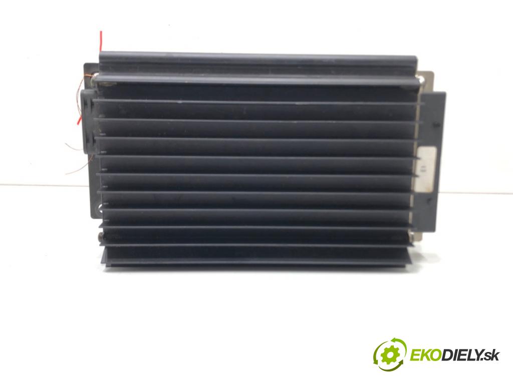 PORSCHE CAYENNE (9PA) 2002 - 2010    S 4.5 250 kW [340 KM] benzyna 2002 - 2007  Zosilňovač 7L5035456C (Zosilňovače)