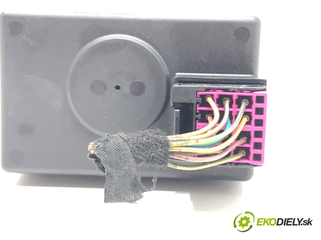 PORSCHE CAYENNE (9PA) 2002 - 2010    S 4.5 250 kW [340 KM] benzyna 2002 - 2007  spinačka 3D0905865C (Spínacie skrinky a kľúče)