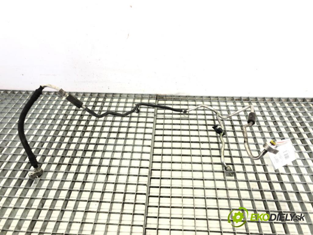 PORSCHE CAYENNE (9PA) 2002 - 2010    S 4.5 250 kW [340 KM] benzyna 2002 - 2007  rúrka klimatizácie 7L0820750D (Rúrky klimatizácie)