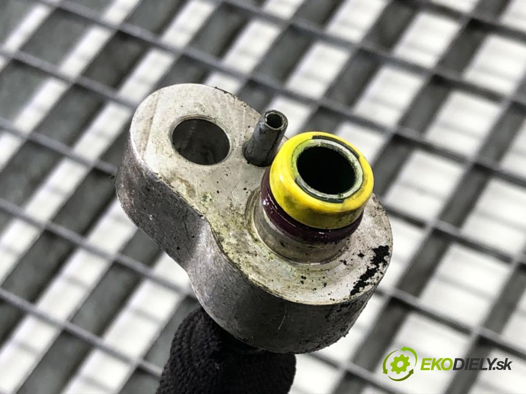 PORSCHE CAYENNE (9PA) 2002 - 2010    S 4.5 250 kW [340 KM] benzyna 2002 - 2007  rúrka klimatizácie 7L0820750D (Rúrky klimatizácie)