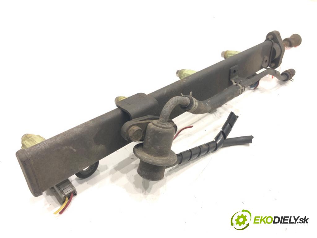 MITSUBISHI OUTLANDER I (CU_W) 2001 - 2008    2.0 (CU2W) 100 kW [136 KM] benzyna 2003 - 2006  Lišta vstrekovacia HDA250E (Vstrekovacie lišty)