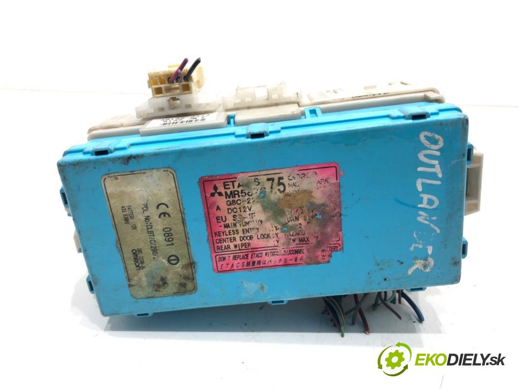 MITSUBISHI OUTLANDER I (CU_W) 2001 - 2008    2.0 (CU2W) 100 kW [136 KM] benzyna 2003 - 2006  skříňka poistková MR587875 (Pojistkové skříňky)