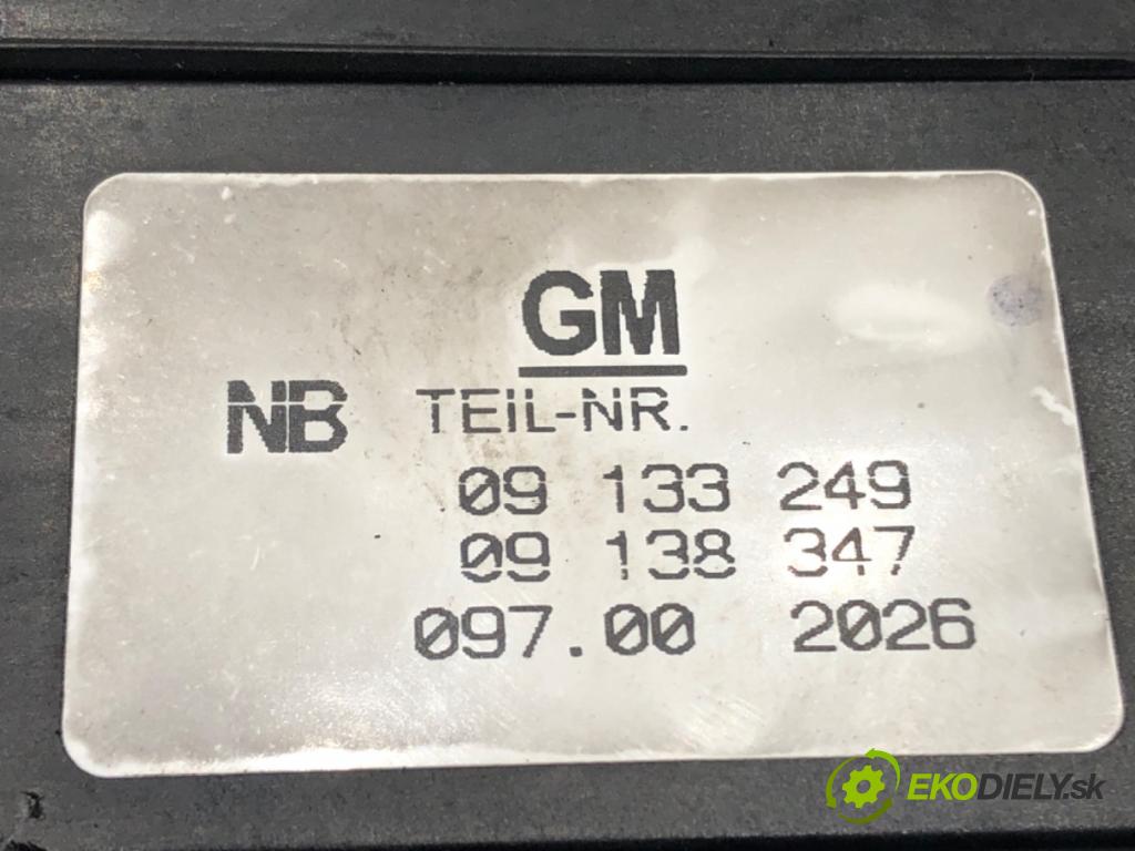 OPEL ZAFIRA A nadwozie wielkoprzestrzenne (MPV) (T98) 1999 - 2005    2.0 DI 16V (F75) 60 kW [82 KM] olej napędowy 1999 - 2005  spínač světel 09133249