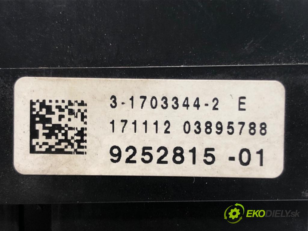 BMW 5 Touring (F11) 2009 - 2017    525 d xDrive 155 kW [211 KM] olej napędowy 2013 - 2017  skříňka poistková 9252815 (Pojistkové skříňky)