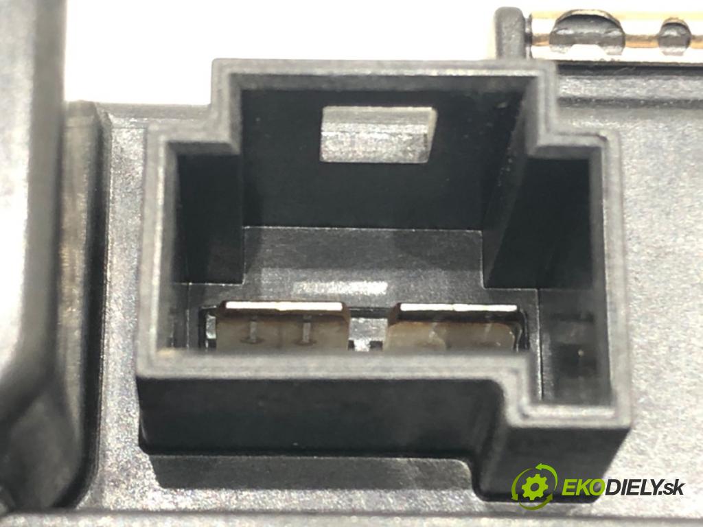 BMW 5 Touring (F11) 2009 - 2017    525 d xDrive 155 kW [211 KM] olej napędowy 2013 - 2017  odpor rezistor topení vzduchu 9226780 (Odpory topení)