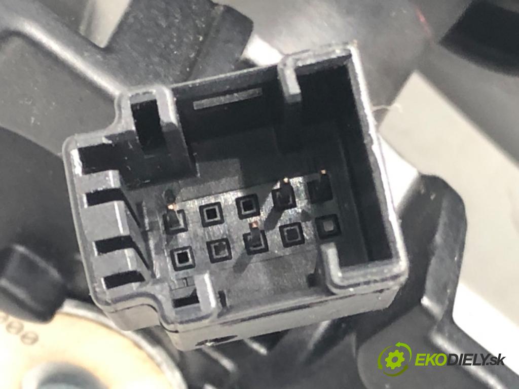 BMW 5 Touring (F11) 2009 - 2017    525 d xDrive 155 kW [211 KM] olej napędowy 2013 - 2017  zpětné zrcátko vnitřní 9274267 (Světla vnitřní)