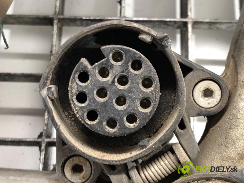 BMW 5 Touring (F11) 2009 - 2017    525 d xDrive 155 kW [211 KM] olej napędowy 2013 - 2017  Hák tažné zařízení 6795717 (Tažná zařízení)