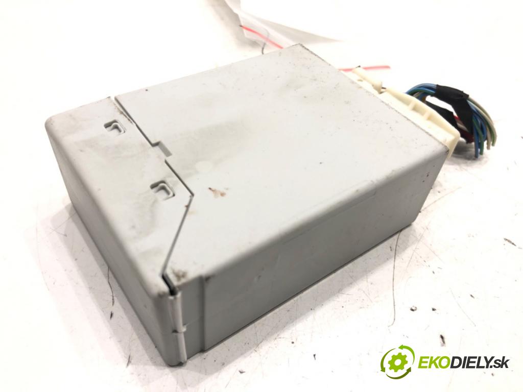 BMW 5 Touring (F11) 2009 - 2017    525 d xDrive 155 kW [211 KM] olej napędowy 2013 - 2017  Modul ťažného oka 6856980 (Ostatné)