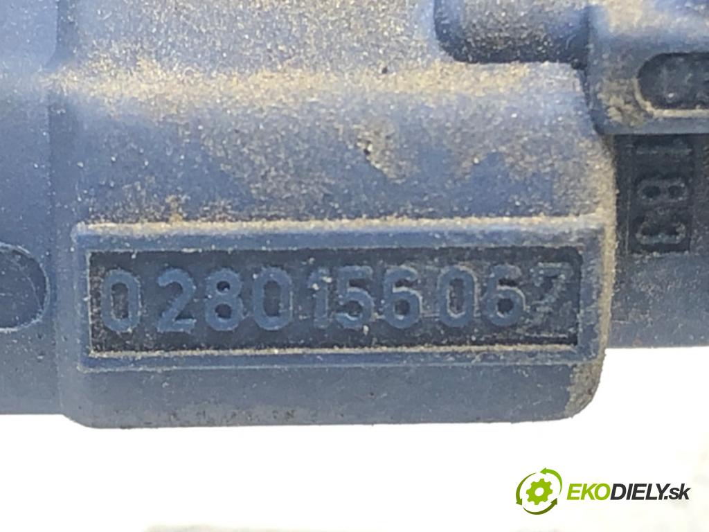 TOYOTA YARIS (_P1_) 1999 - 2005    1.0 (SCP10_) 50 kW [68 KM] benzyna 1999 - 2005  Lišta vstrekovacia 23250-0J010 (Vstrekovacie lišty)