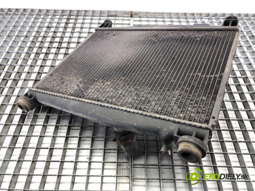 TOYOTA YARIS (_P1_) 1999 - 2005    1.0 (SCP10_) 50 kW [68 KM] benzyna 1999 - 2005  chladič vody  (Chladiče vody)