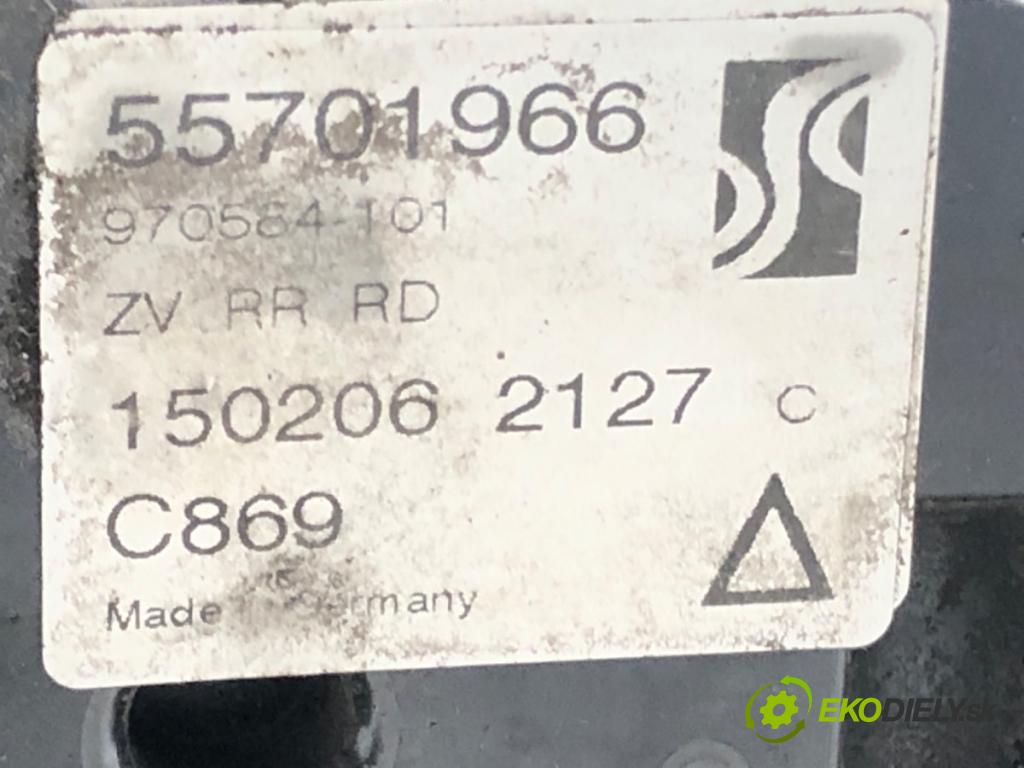 FIAT GRANDE PUNTO (199_) 2005 - 2022    1.4 (199AXB11, 199AXB1A, 199BXB1A, 199AXL1A) 57 kW [77 KM] benzyna 2005 - 2015  zámok dveře pravý zadní část 55701966