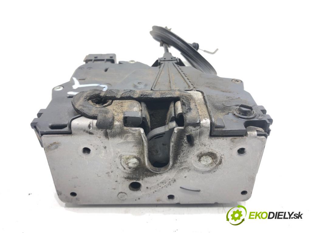 FIAT GRANDE PUNTO (199_) 2005 - 2022    1.4 (199AXB11, 199AXB1A, 199BXB1A, 199AXL1A) 57 kW [77 KM] benzyna 2005 - 2015  zámok dveře levý zadní část 55701965