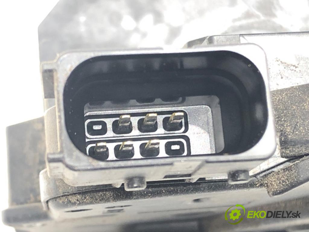 FIAT GRANDE PUNTO (199_) 2005 - 2022    1.4 (199AXB11, 199AXB1A, 199BXB1A, 199AXL1A) 57 kW [77 KM] benzyna 2005 - 2015  zámok dveře levý přední část 55701963