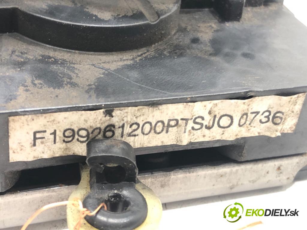 FIAT GRANDE PUNTO (199_) 2005 - 2022    1.4 (199AXB11, 199AXB1A, 199BXB1A, 199AXL1A) 57 kW [77 KM] benzyna 2005 - 2015  zámok dveře levý přední část 55701963