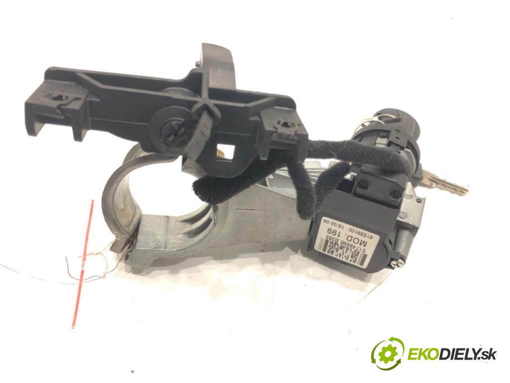 FIAT GRANDE PUNTO (199_) 2005 - 2022    1.4 (199AXB11, 199AXB1A, 199BXB1A, 199AXL1A) 57 kW [77 KM] benzyna 2005 - 2015  spinačka 51749998 (Spínacie skrinky a kľúče)