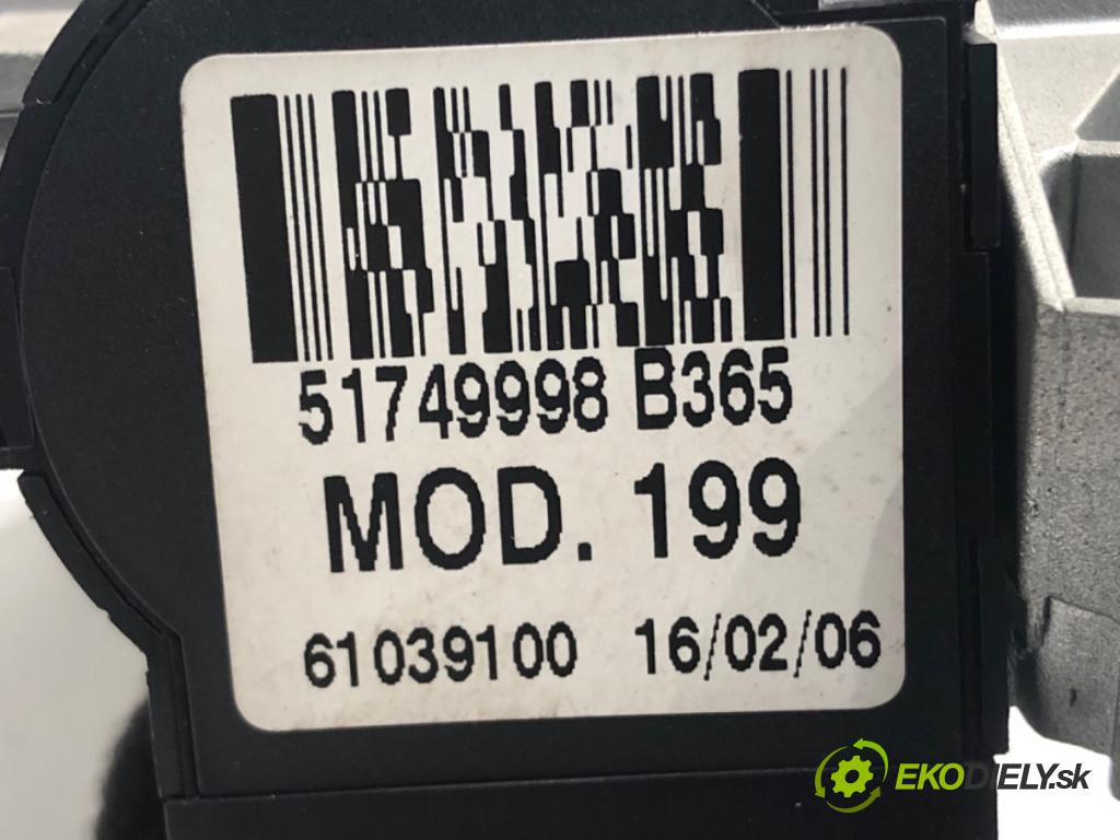FIAT GRANDE PUNTO (199_) 2005 - 2022    1.4 (199AXB11, 199AXB1A, 199BXB1A, 199AXL1A) 57 kW [77 KM] benzyna 2005 - 2015  spinačka 51749998 (Spínacie skrinky a kľúče)