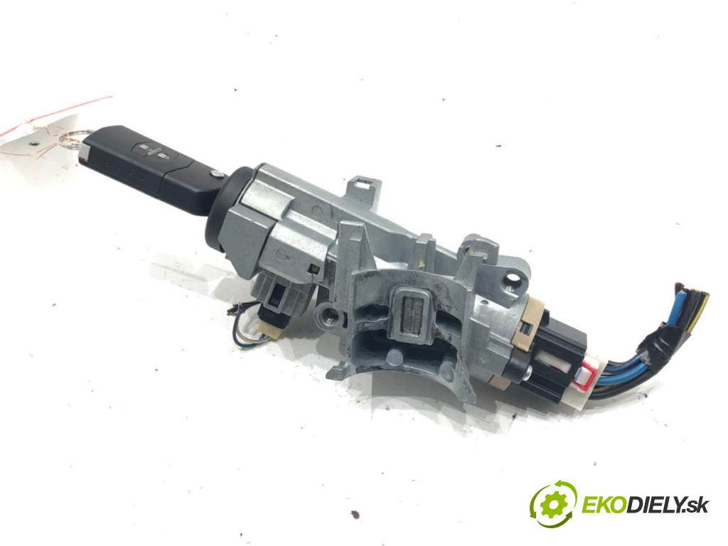 MAZDA 6 Hatchback (GG) 2002 - 2008    2.0 (GGES) 108 kW [147 KM] benzyna 2005 - 2007  spinačka GJ6A66938A (Spínacie skrinky a kľúče)
