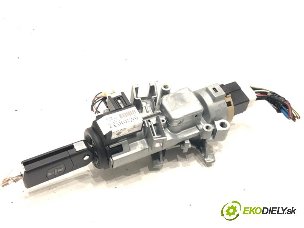 MAZDA 6 Hatchback (GG) 2002 - 2008    2.0 (GGES) 108 kW [147 KM] benzyna 2005 - 2007  spinačka GJ6A66938A (Spínacie skrinky a kľúče)