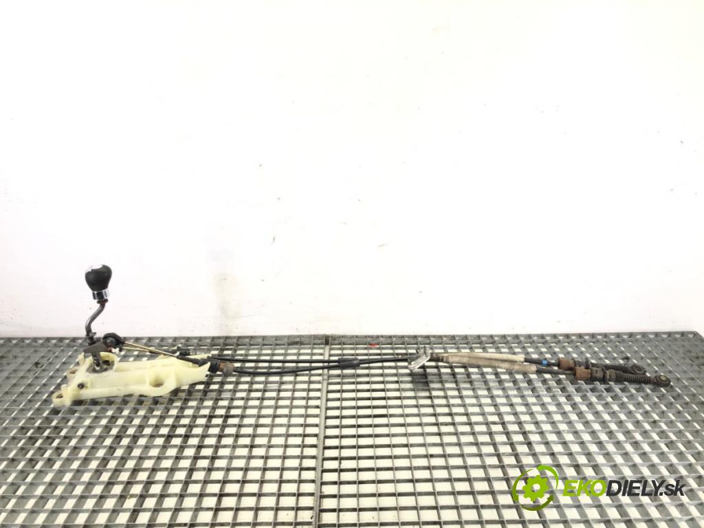 MAZDA 6 Hatchback (GG) 2002 - 2008    2.0 (GGES) 108 kW [147 KM] benzyna 2005 - 2007  Kulisa  (Rýchlostné páky / kulisy)