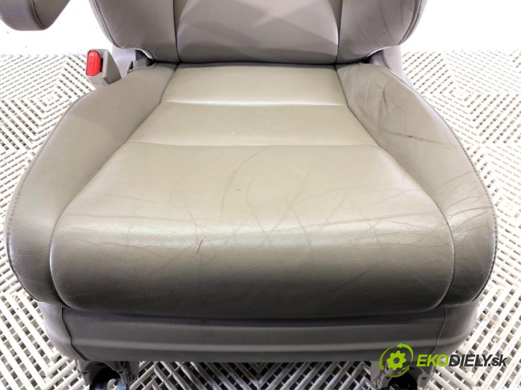 HONDA ODYSSEY (RL5) 2010 - 2022    3.5 185 kW [252 KM] benzyna 2010 - 2022  Sedadlo ľavy predný