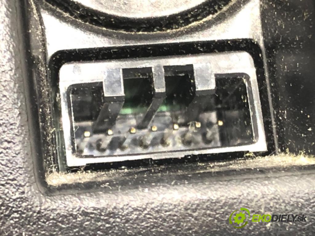 HONDA ODYSSEY (RL5) 2010 - 2022    3.5 185 kW [252 KM] benzyna 2010 - 2022  zpětné zrcátko vnitřní  (Světla vnitřní)