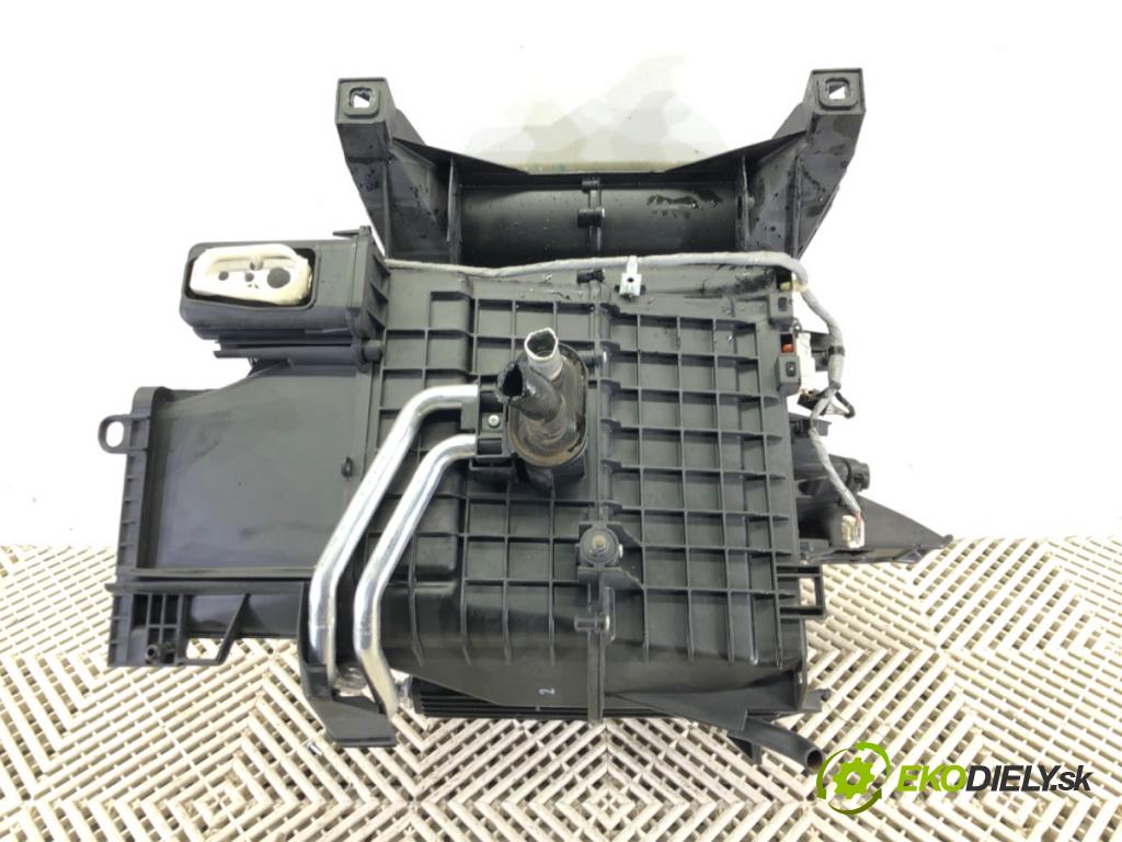 HONDA ODYSSEY (RL5) 2010 - 2022    3.5 185 kW [252 KM] benzyna 2010 - 2022  topné těleso radiátor topení  (Radiátory topení)