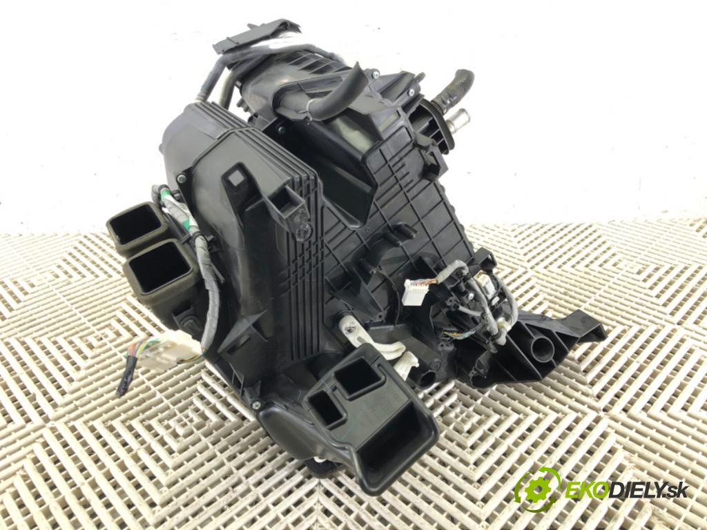 HONDA ODYSSEY (RL5) 2010 - 2022    3.5 185 kW [252 KM] benzyna 2010 - 2022  topné těleso radiátor topení  (Radiátory topení)